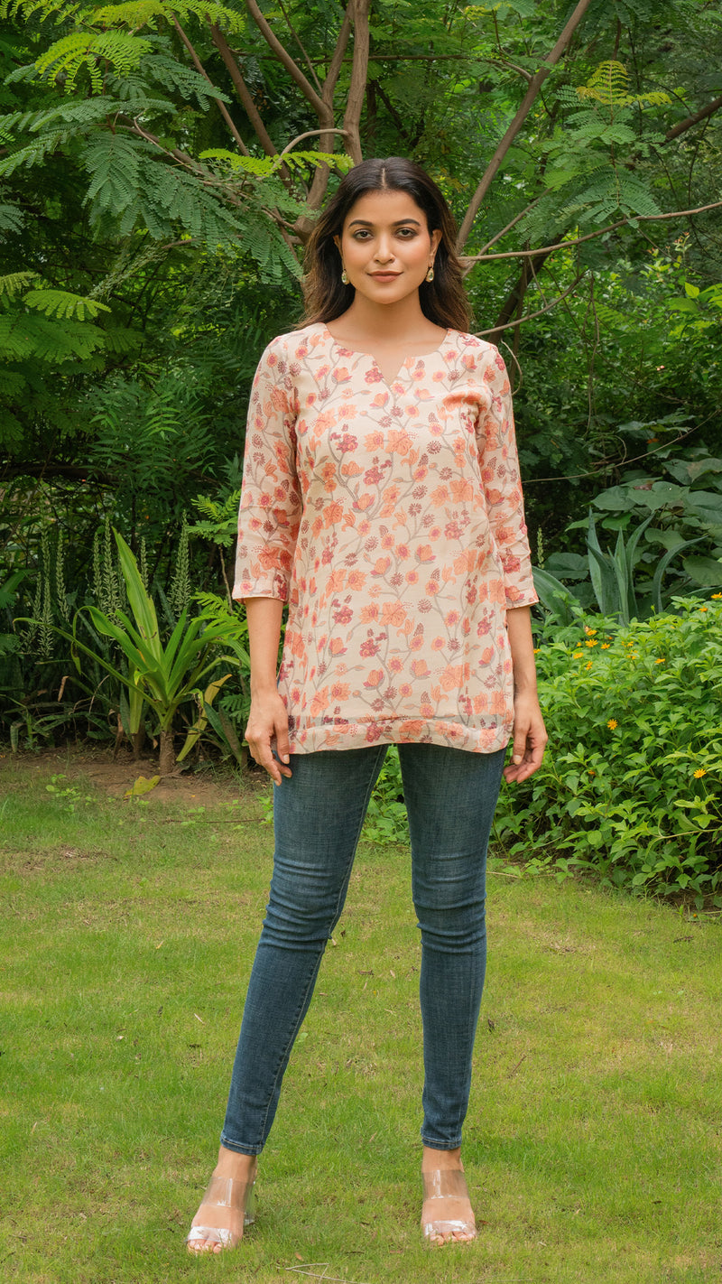 Myra Short Top In Mul Chanderi Silk - Peach