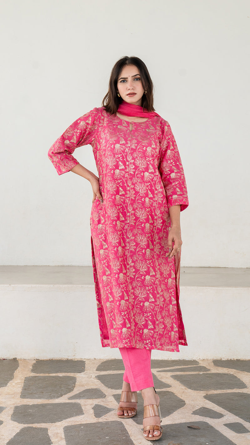 Alizeh Emboridered Chanderi Kurta Set - Pink