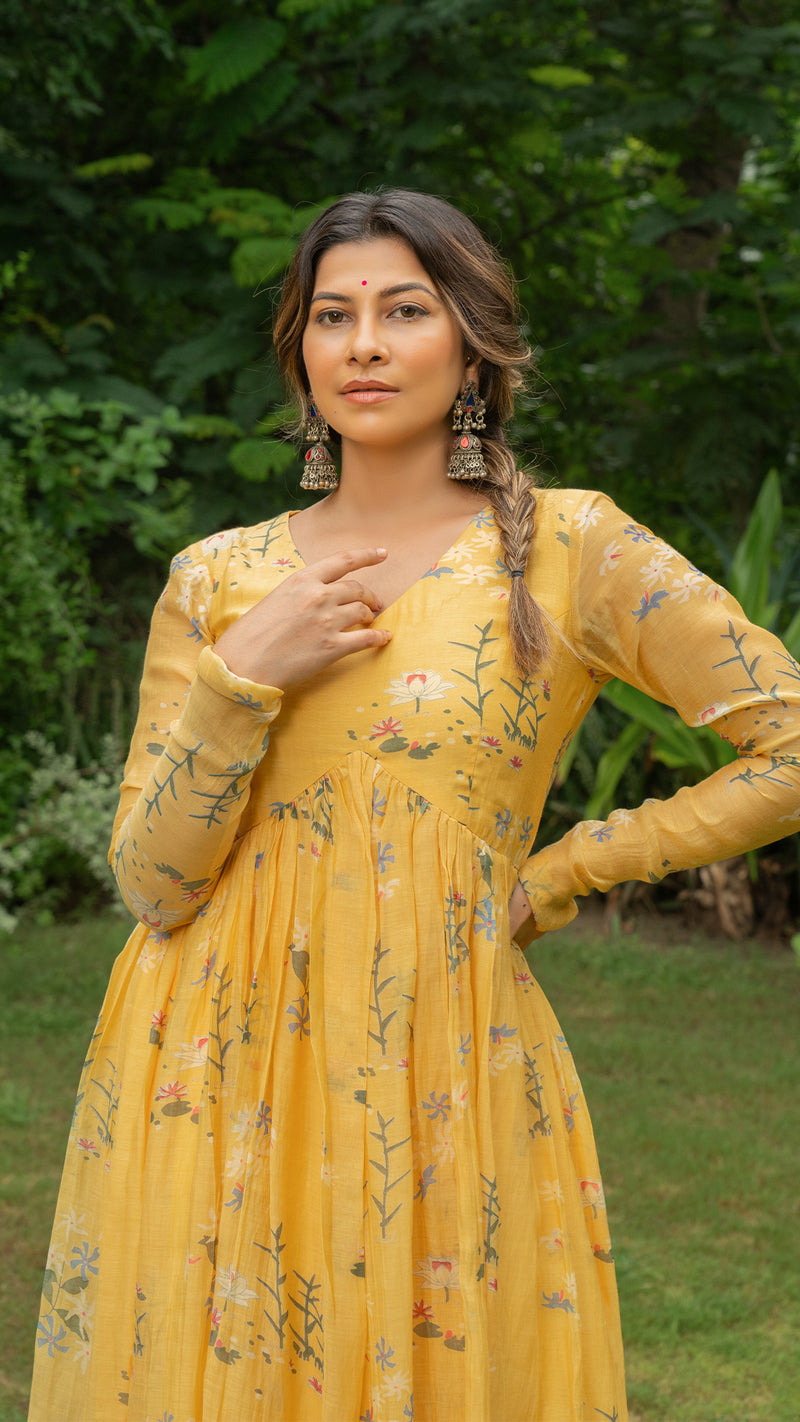 Aabha Floral Jaal  Chanderi Kurta Set - Yellow