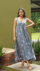 Nargis Halter Neck Flared Dress In Chanderi Silk - Blue