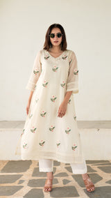 Kriya - Pristine White Embroidered Kurta Set In Chanderi Silk