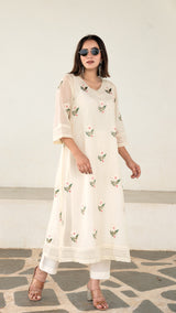 Kriya - Pristine White Embroidered Kurta Set In Chanderi Silk