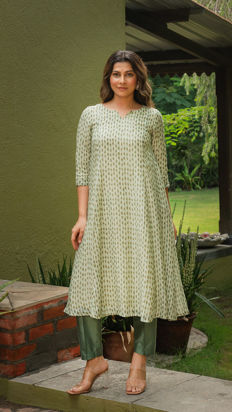 Dhriti Mul Chanderi Kali Kurta - Green