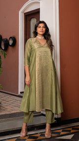 Aarjavee - Green Golden Tissue Chanderi Anarkali Kurta Set