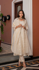 Zoya - Pristine White Self Embroidered Kurta Set In Chanderi Silk