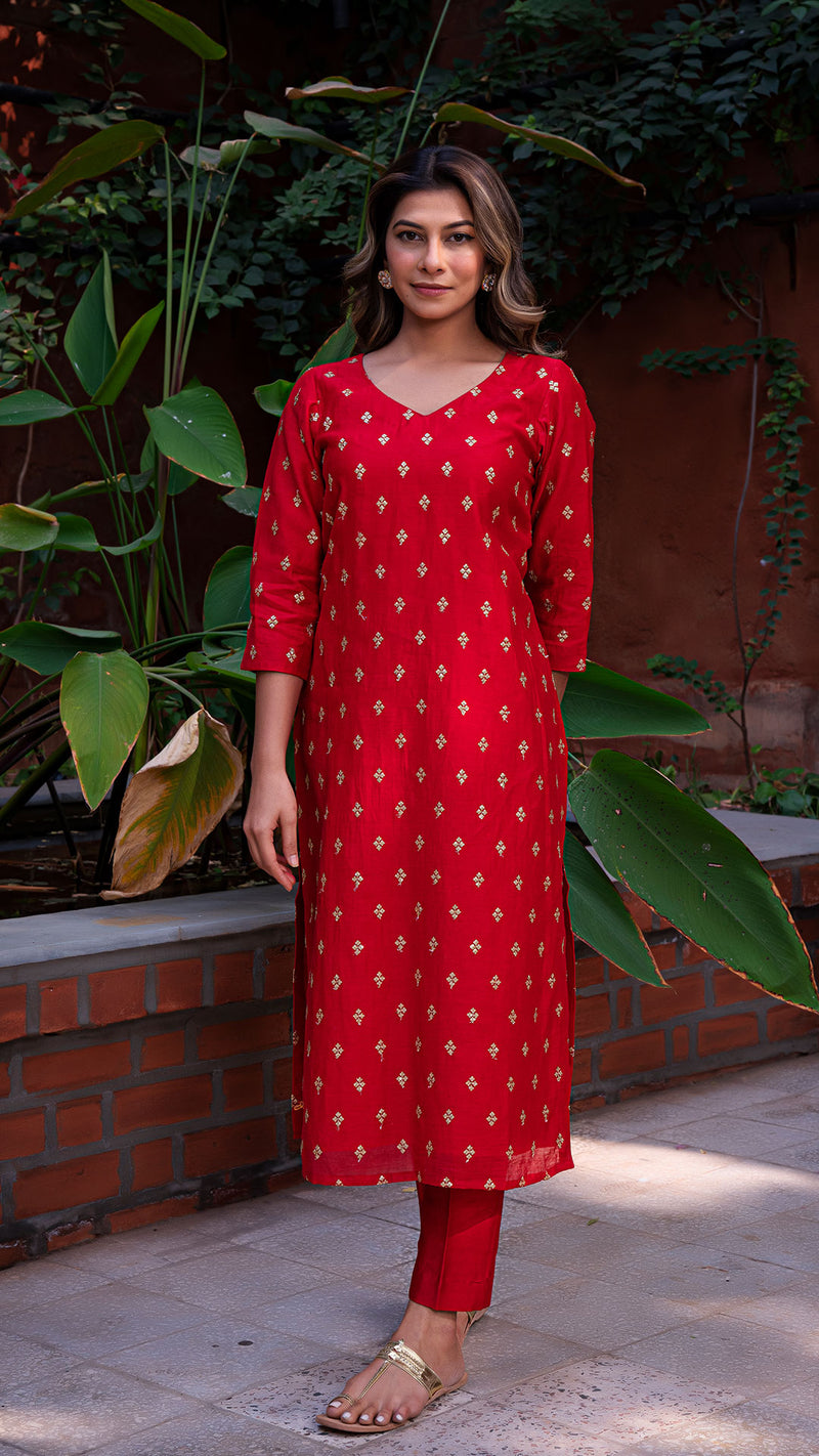 Ekaja Embellished Chanderi Silk Kurta Set in Red