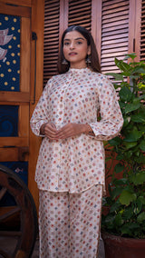 Tithi Small Butti Silk Short Kurta + Pants - Off White