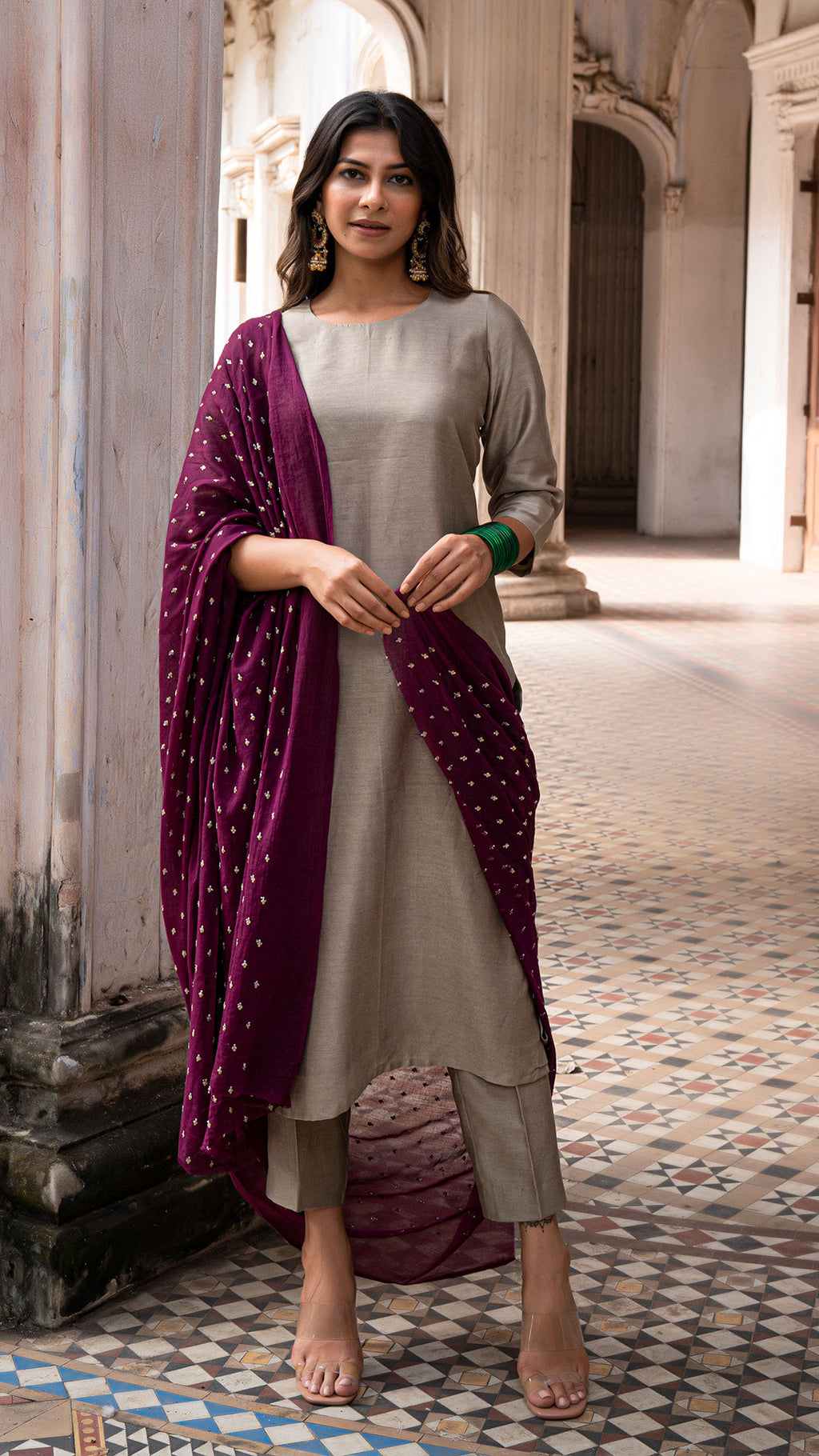 Combination of a light grey suit and a bright pink colour dupatta is  everything a perfect attire need… | Dress indian style, Designer dresses  indian, Simple dresses