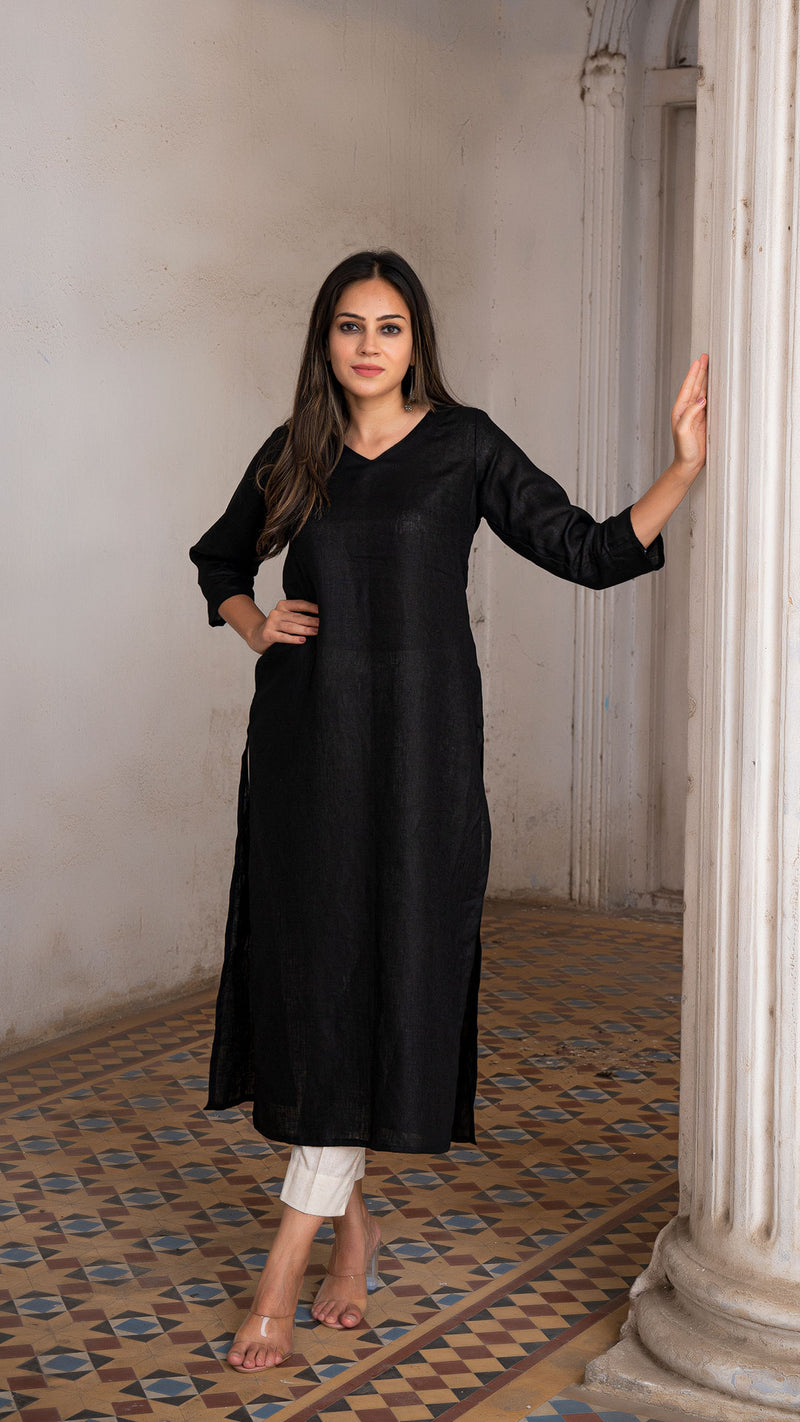 Evika Pure Linen Kurta In Black